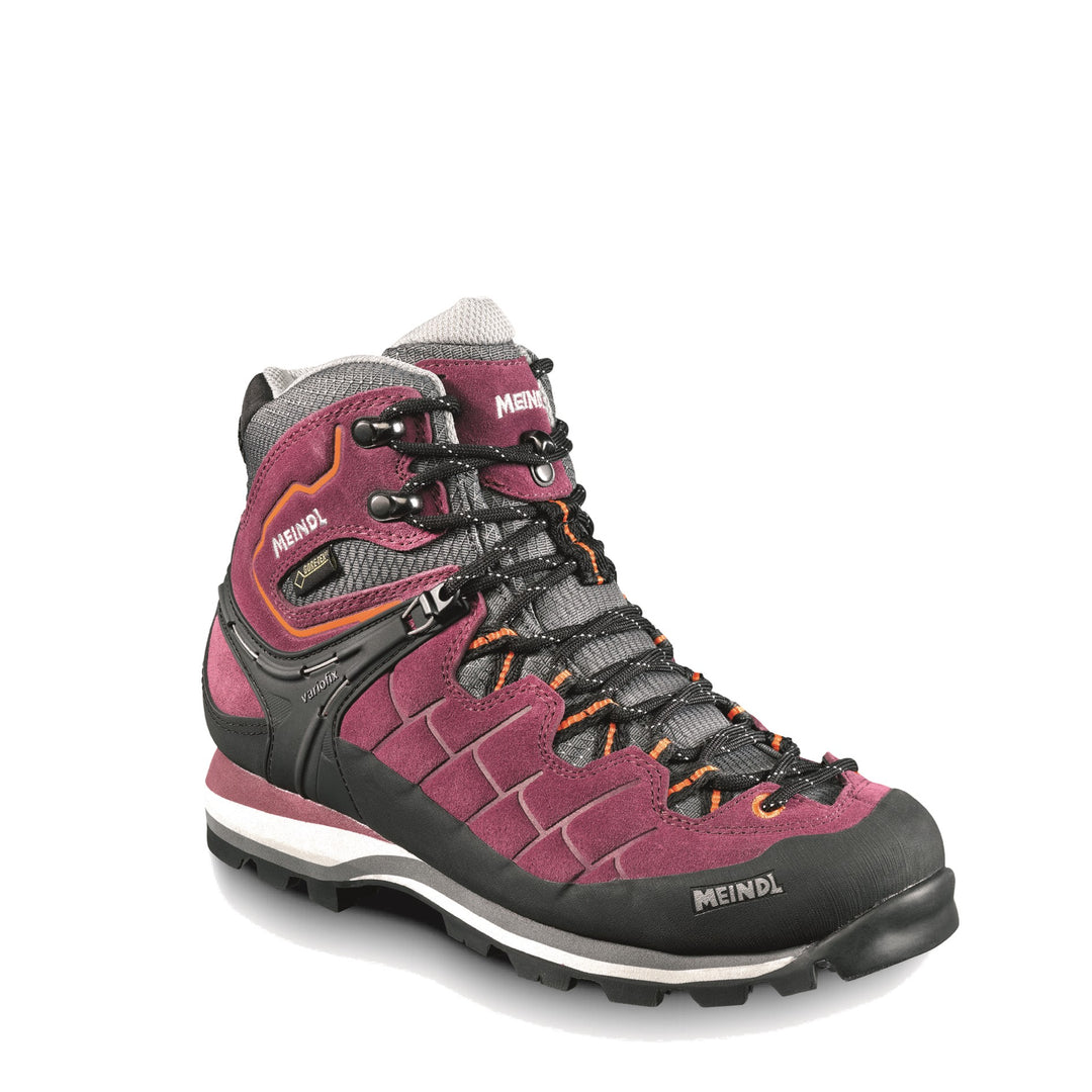 BUSHWALKING FOOTWEAR